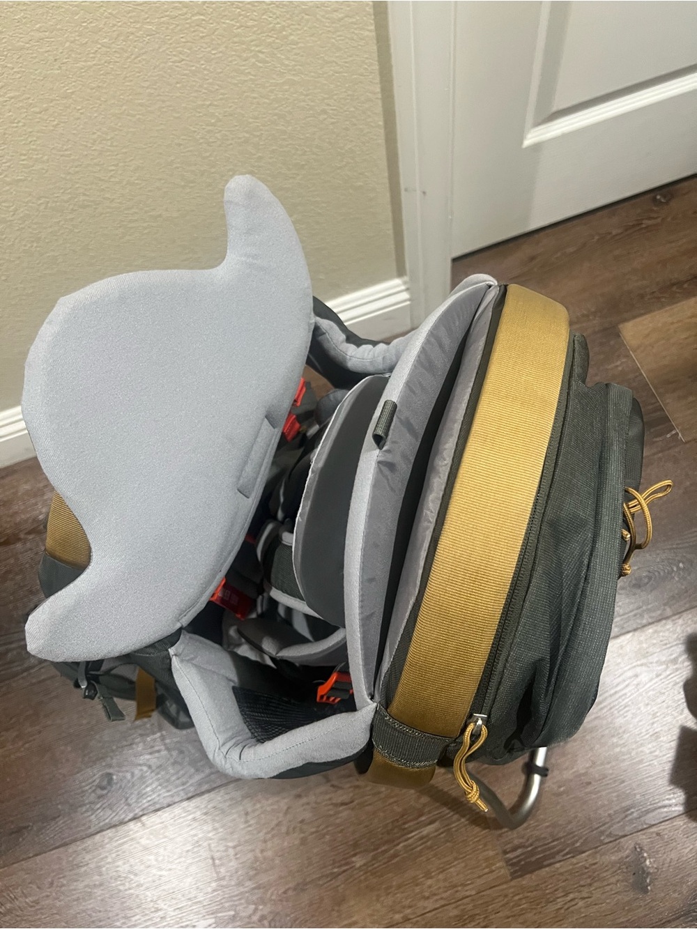EUC kelty journey perfecfit signature Gray Kids Child Carrier Backpack - Picture 6 of 11